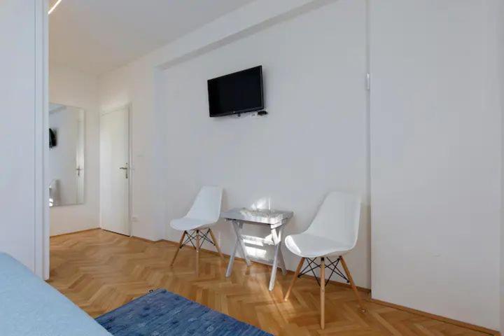 Apartment & Rooms Nugal Макарска Стая снимка