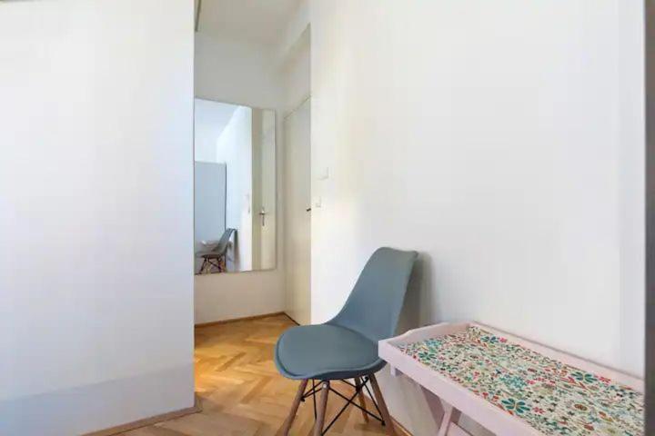Apartment & Rooms Nugal Макарска Стая снимка