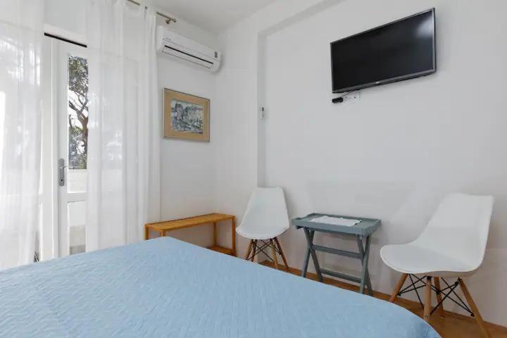 Apartment & Rooms Nugal Макарска Стая снимка