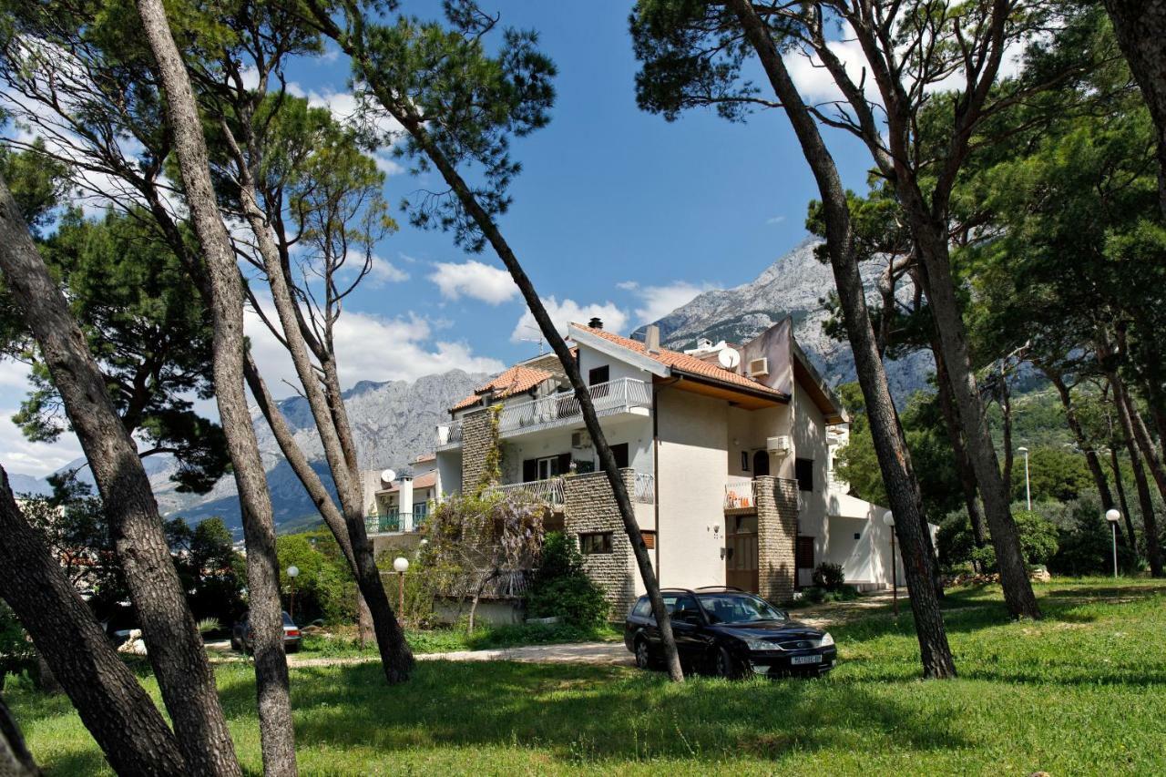 Apartment & Rooms Nugal Макарска Екстериор снимка